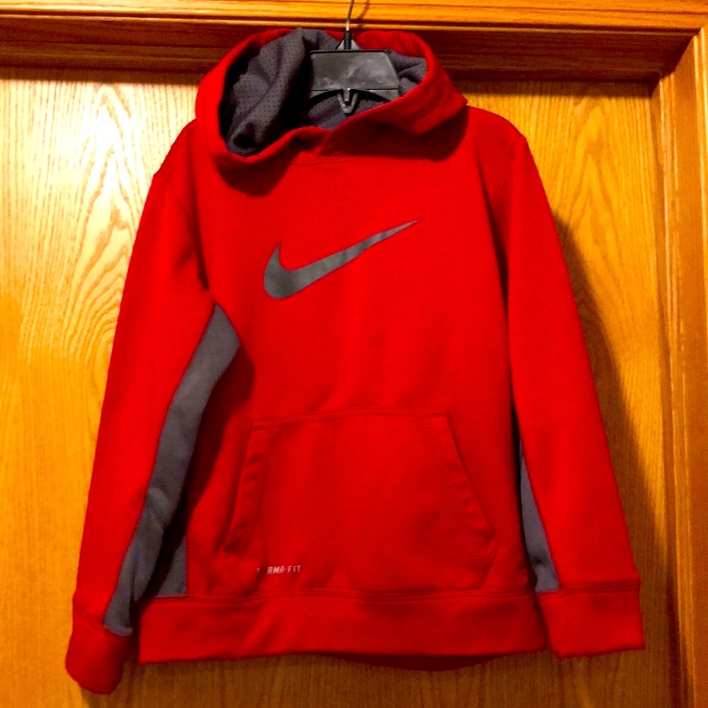 Nike boy’s size 6 red gray swoosh pullover kangaroo pocket hoodie sweatshirt EUC